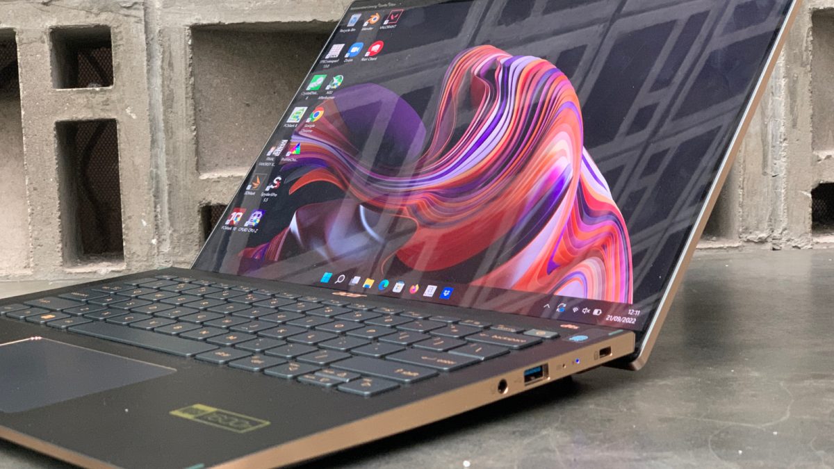 Hands On Acer Swift 5 Aerospace: Pas Buat Profesional