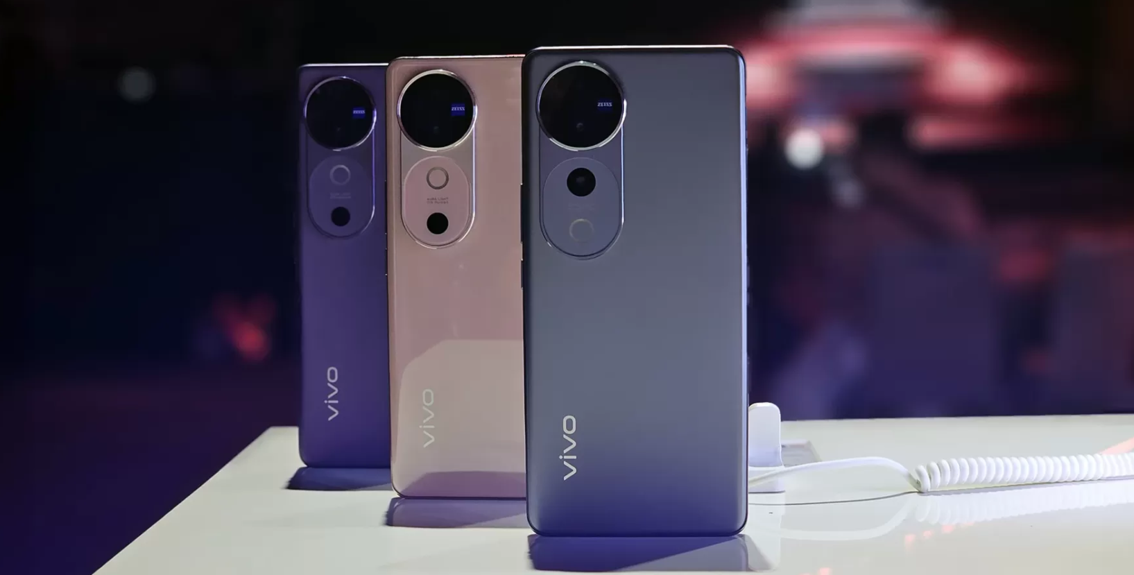 5 HP vivo V Series Kamera Terbaik di Awal 2025, Perekaman Stabil!